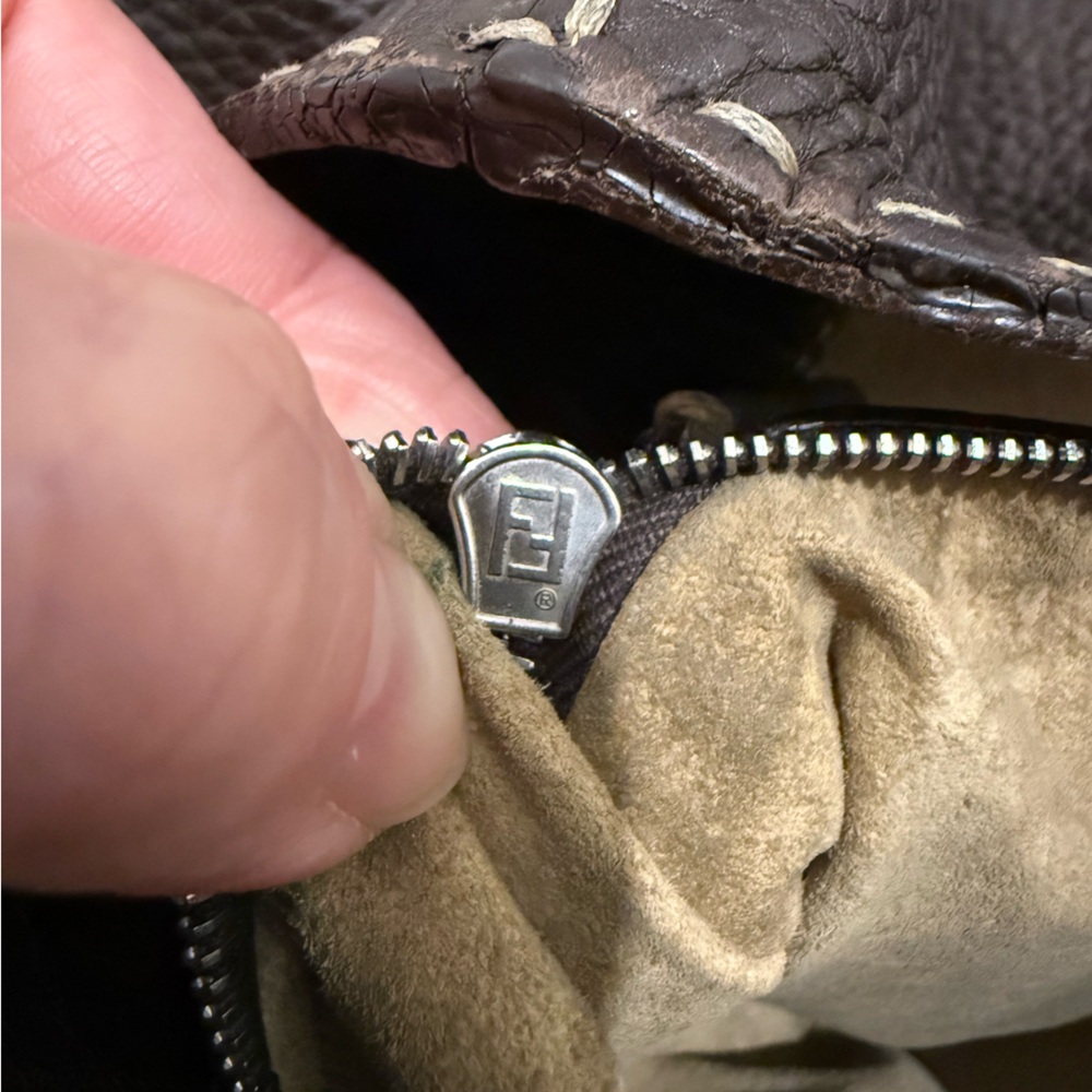 Fendi Selleria Brown pebbled leather tote with dust bag - Picture 9 of 16